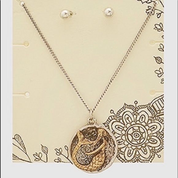 Mermaid Two Tone Pendant Necklace Set in Silver - Picture 2 of 3